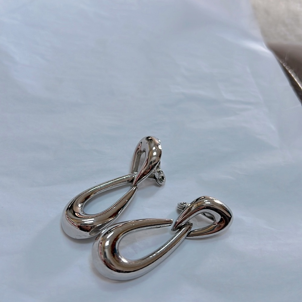 Vintage Designer Silver Clip On Earrings Lightweight Excellent Condition